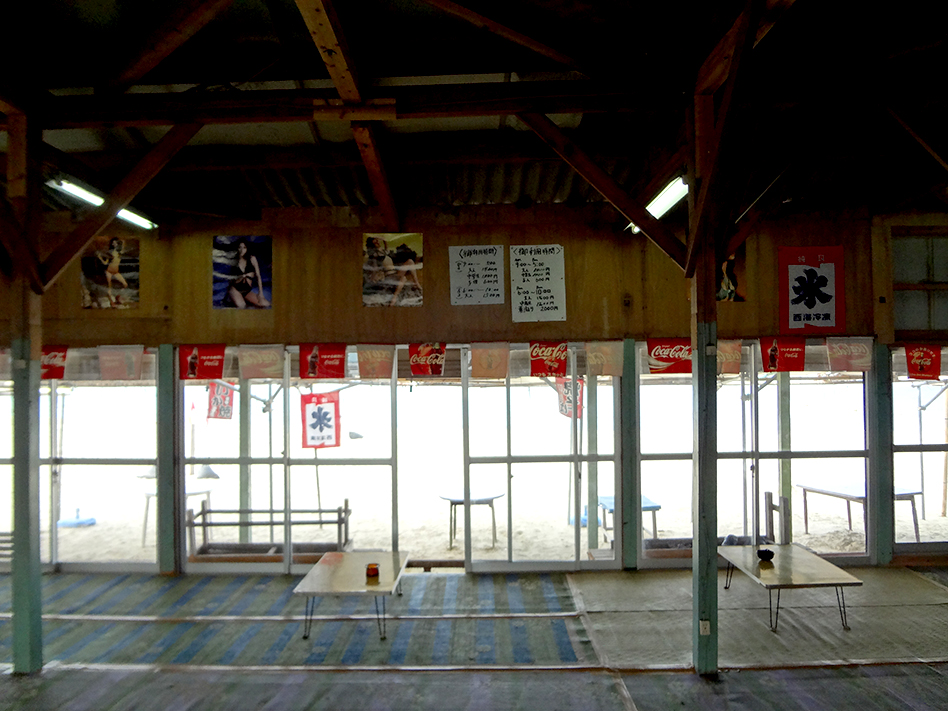 海の家みよし内観